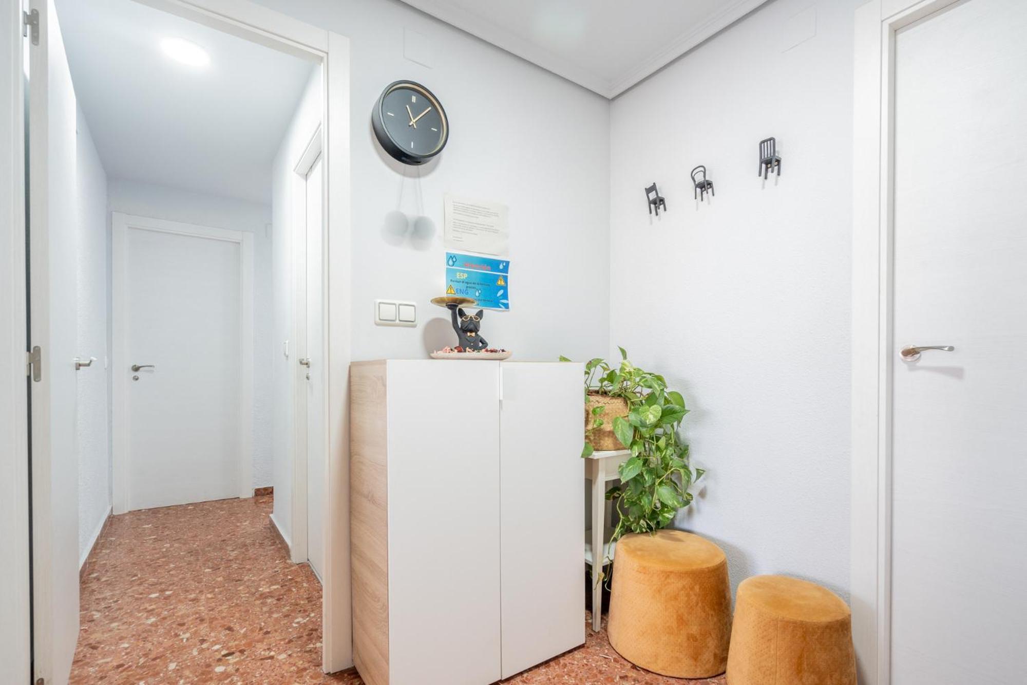 Apartamento Familiar En Avenida Del Puerto Valencia Exterior photo